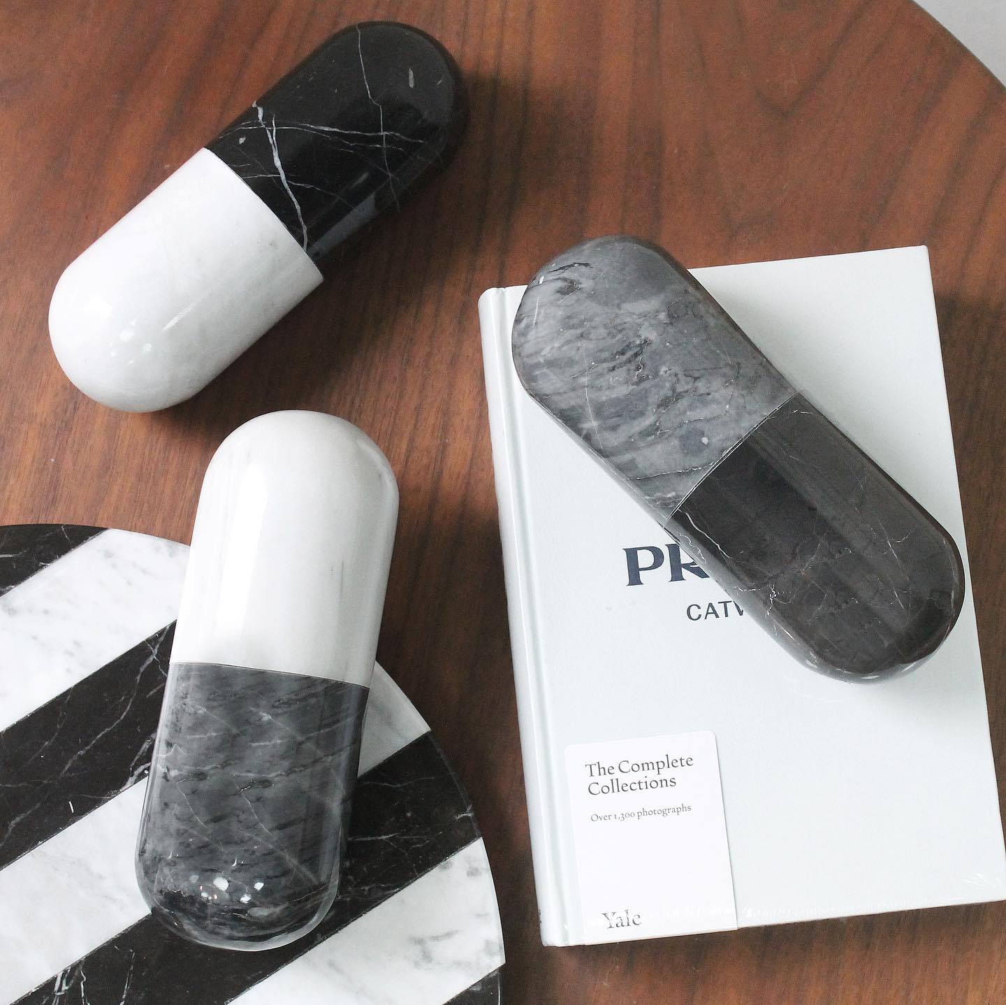 Capsula_Marmol_Blanco_negro_Gris_Decoracion