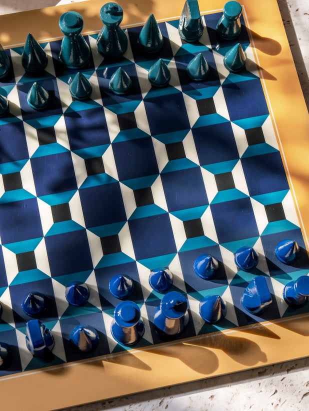 Lacquered Chess