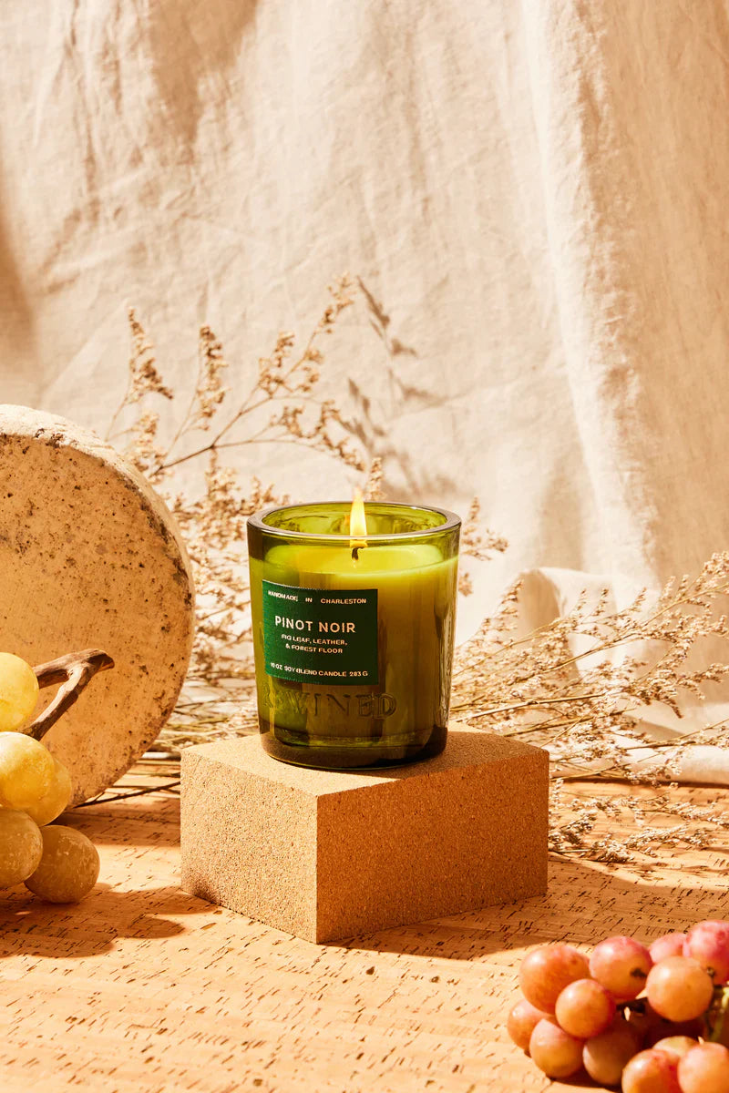 š Wine Candle - Pinot Noir (100% off)