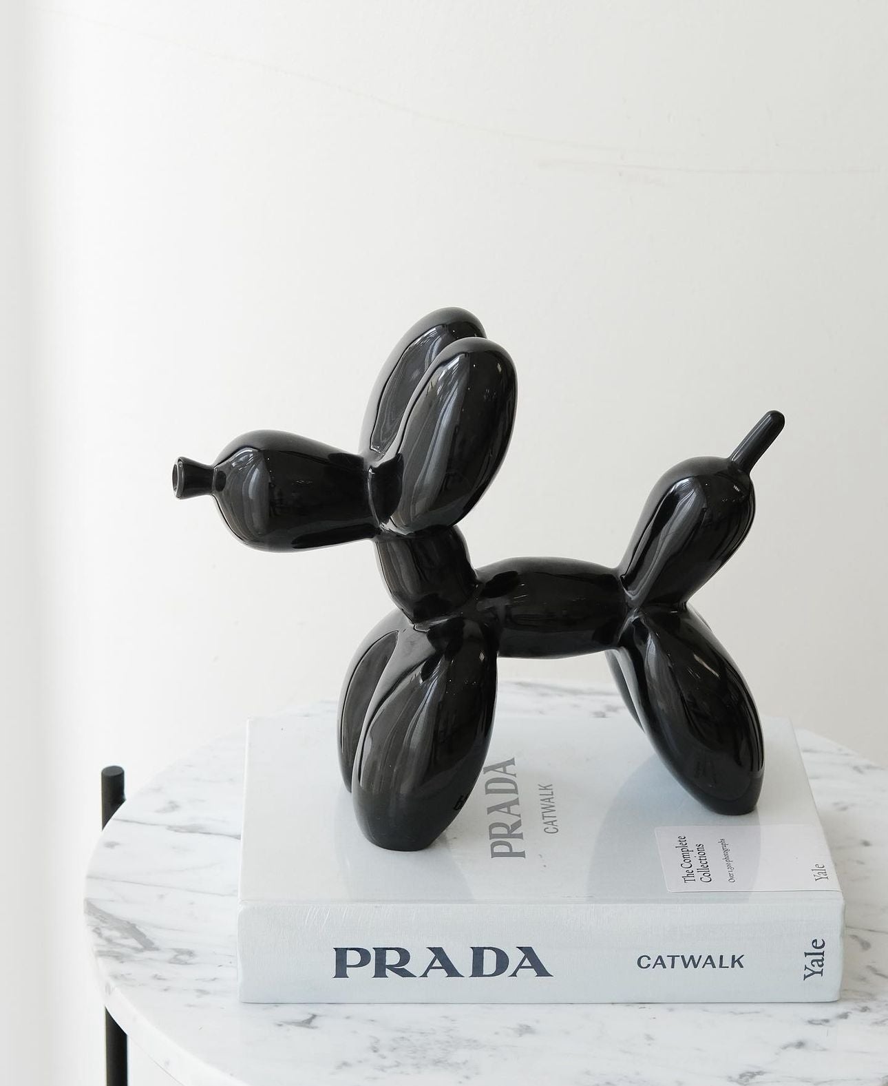 Balloon_dog_marmol_negro_2